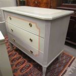 706 2657 CHEST OF DRAWERS